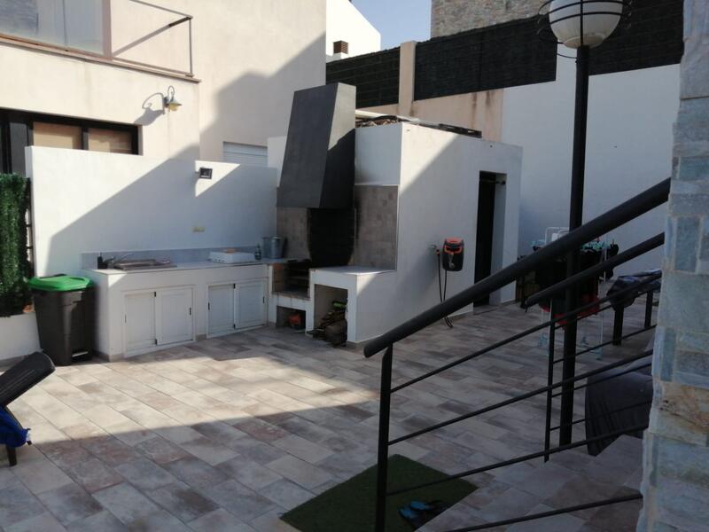 3 Cuarto Villa en venta