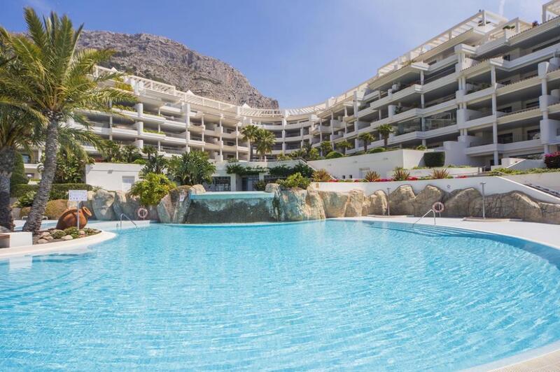 3 bedroom Apartment for sale