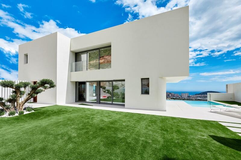 5 bedroom Villa for sale