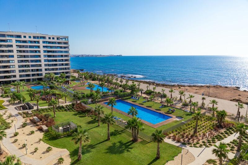 Apartamento en venta en Torrevieja, Alicante