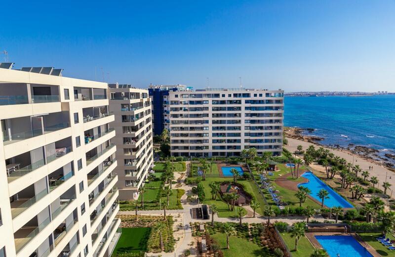 квартира продается в Torrevieja, Alicante