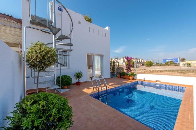 2 Schlafzimmer Villa zu verkaufen