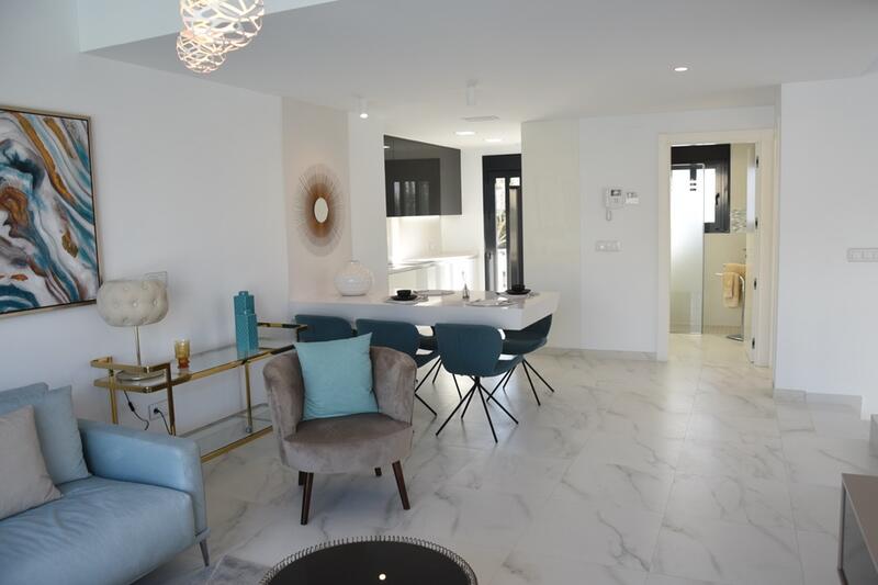4 Cuarto Villa en venta