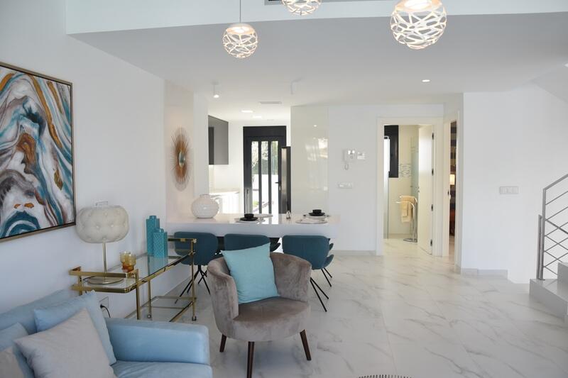 4 Cuarto Villa en venta