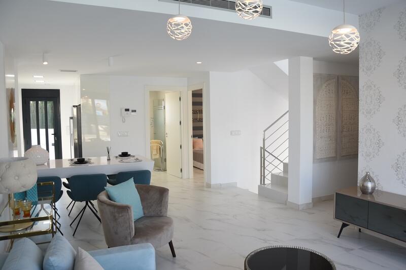 4 Cuarto Villa en venta