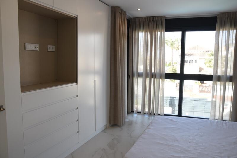 4 Cuarto Villa en venta