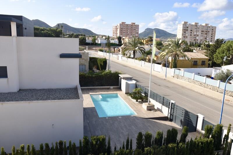 4 Cuarto Villa en venta