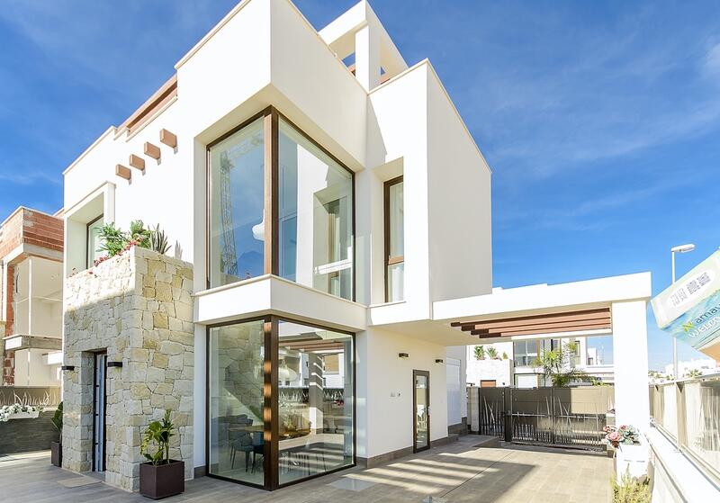 Villa for sale in Mar de Cristal, Murcia