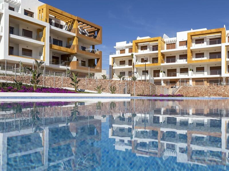 Lejlighed til salg i La Zenia, Alicante
