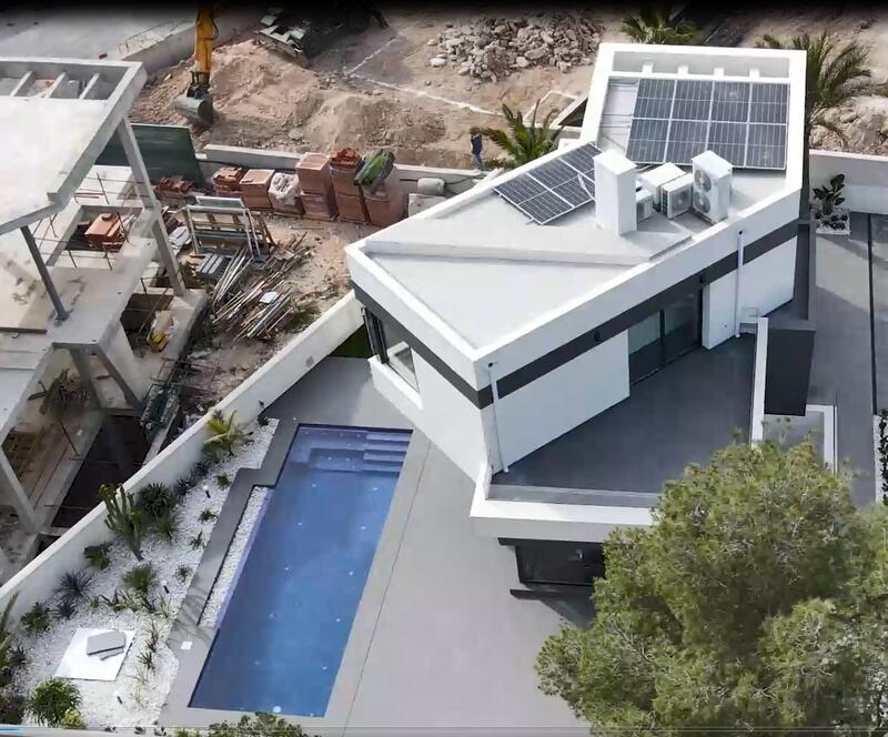 Villa en venta en Benidorm, Alicante