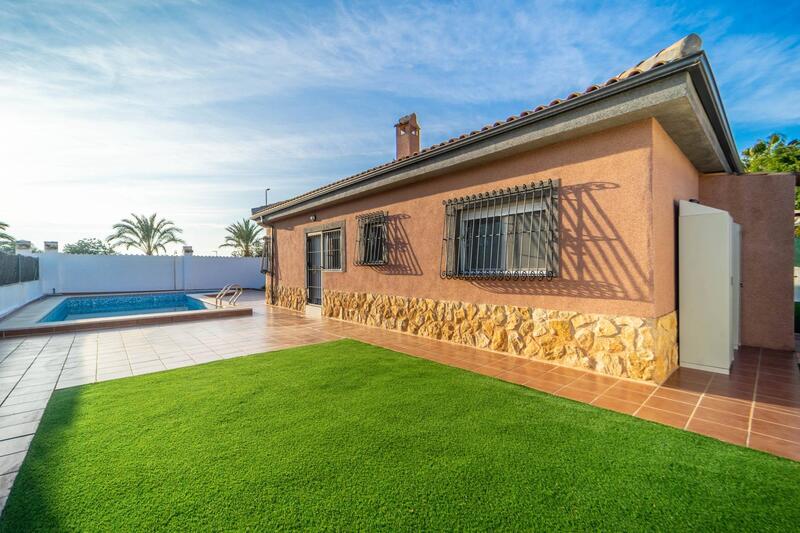 3 Cuarto Villa en venta