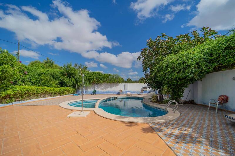 4 bedroom Villa for sale