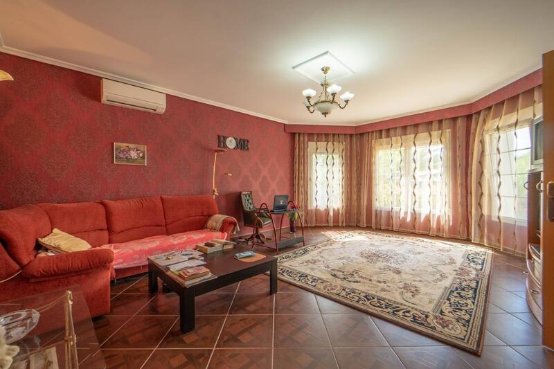 4 Cuarto Villa en venta