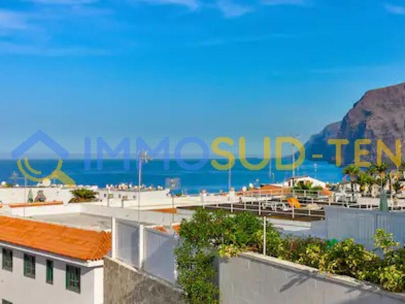 Leilighet til salgs i Acantilado de los Gigantes, Tenerife