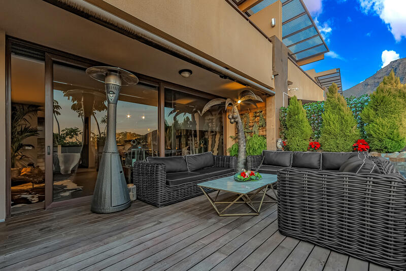 3 bedroom Townhouse for sale