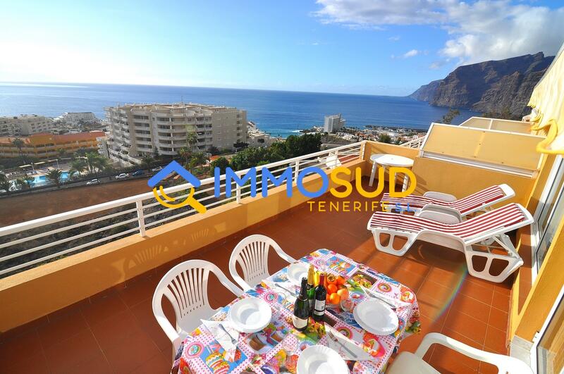Apartment for sale in Puerto Santiago-Los Gigantes, Tenerife