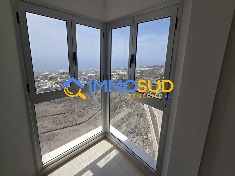 2 slaapkamer Appartement Te koop