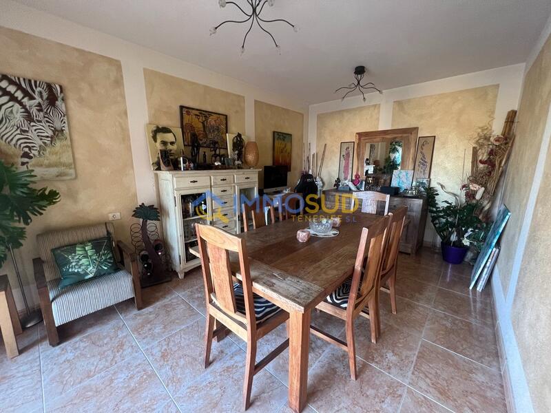 4 bedroom Villa for sale