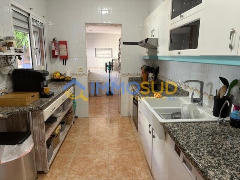 4 bedroom Villa for sale