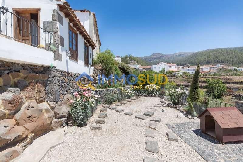 Villa for sale in Vilaflor, Tenerife