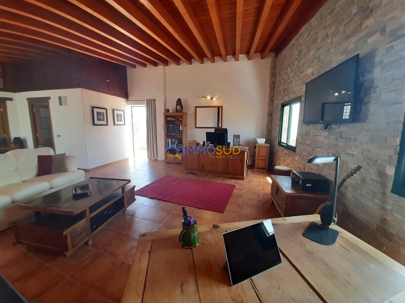 2 Schlafzimmer Landhaus zu verkaufen