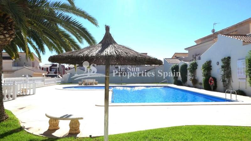 Villa en venta en Orihuela Costa, Alicante
