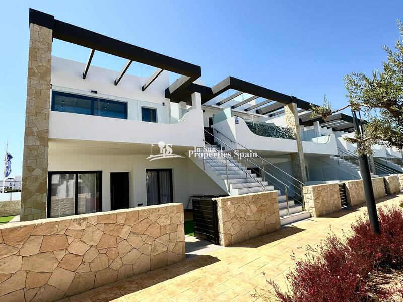 Byhus til salg i Orihuela Costa, Alicante
