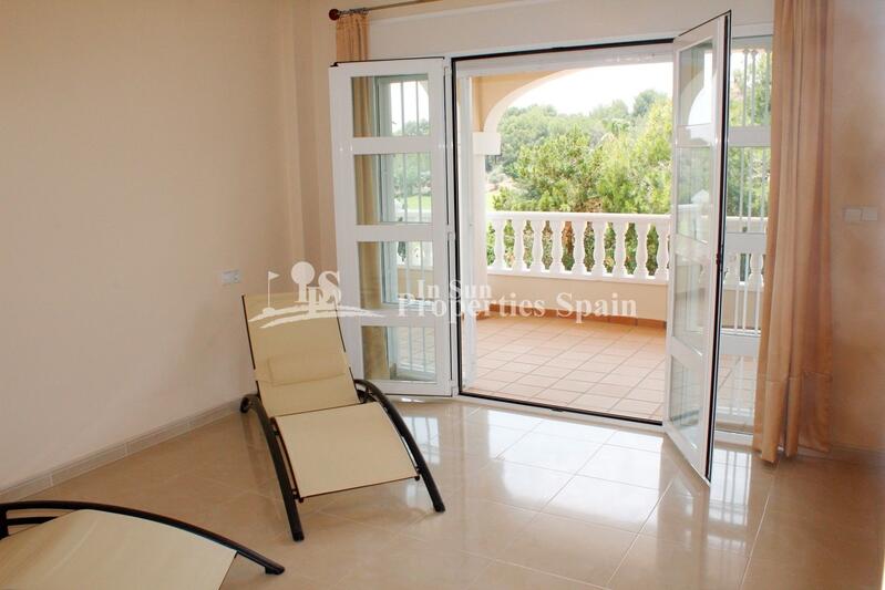 4 Cuarto Villa en venta