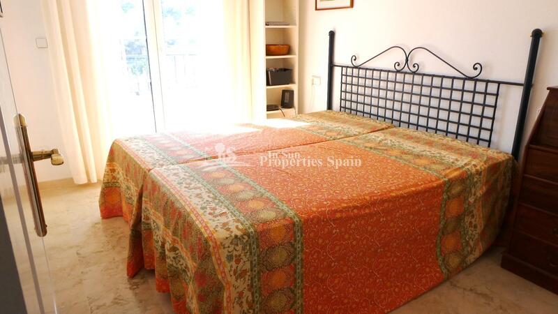 2 bedroom Townhouse for sale