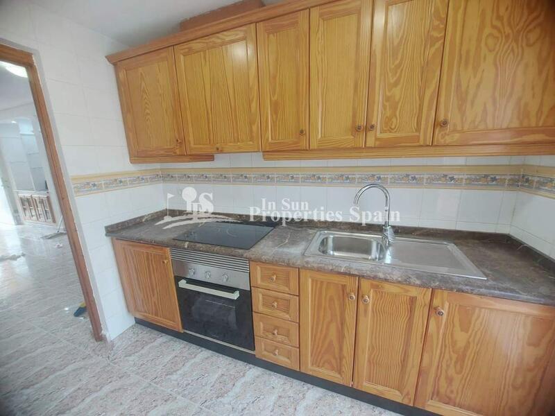 3 bedroom Townhouse for sale