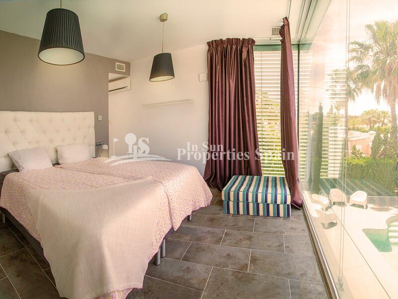5 bedroom Villa for sale