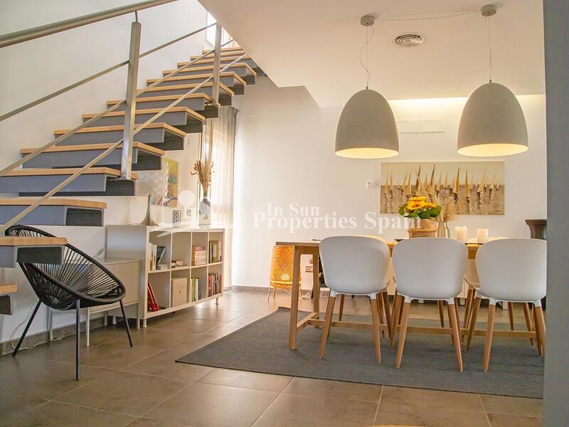 5 bedroom Villa for sale