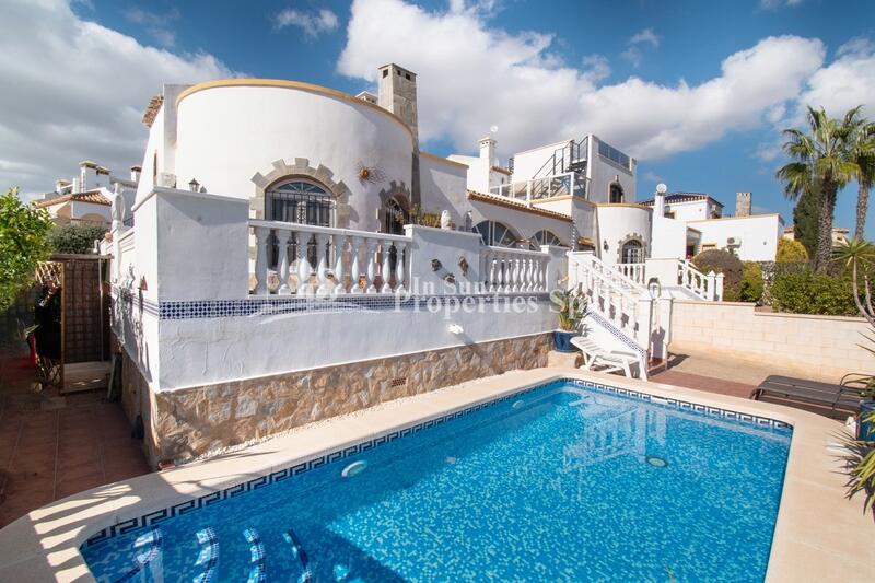 Villa for sale in Orihuela Costa, Alicante