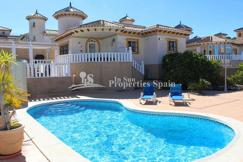 Villa for sale in Orihuela Costa, Alicante
