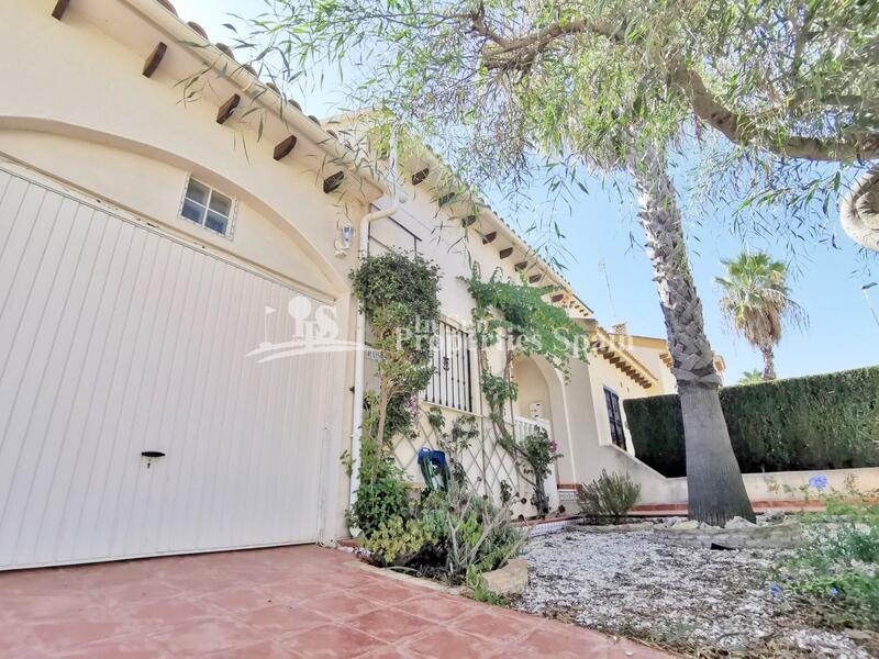 вилла продается в Orihuela Costa, Alicante