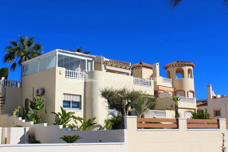 Villa en venta en Orihuela Costa, Alicante