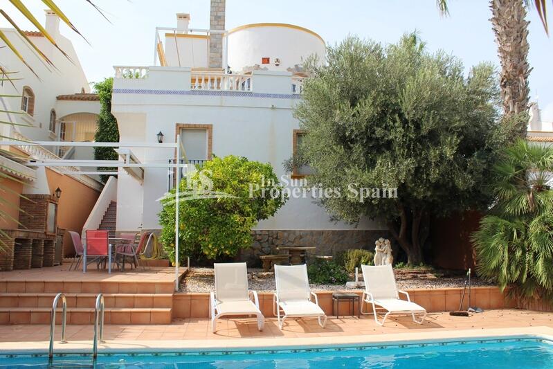 Villa for sale in Orihuela Costa, Alicante