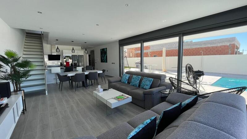 3 bedroom Villa for sale