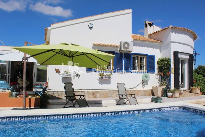 4 bedroom Villa for sale
