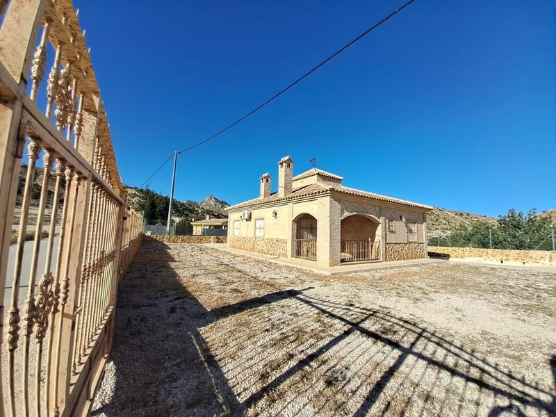 3 bedroom Villa for sale