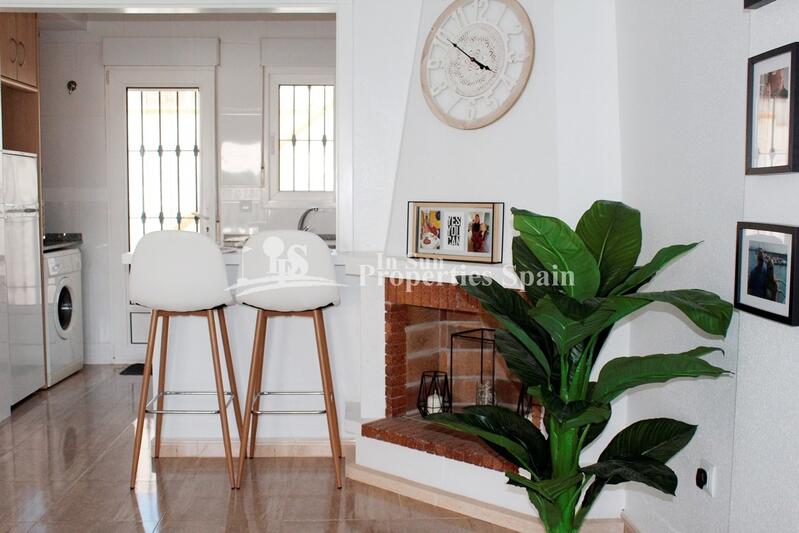 3 bedroom Townhouse for sale