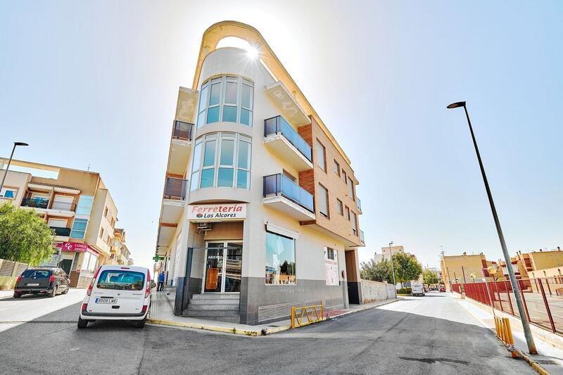 3 bedroom Apartment for sale