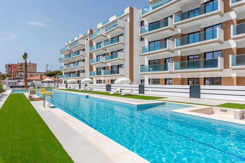3 bedroom Apartment for sale