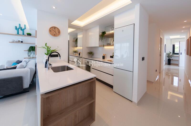 3 bedroom Apartment for sale