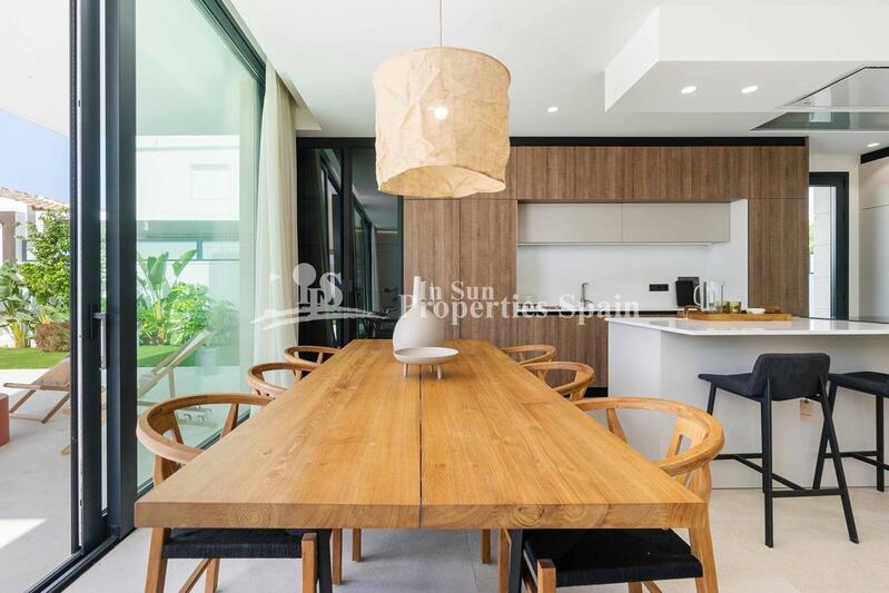 4 bedroom Villa for sale
