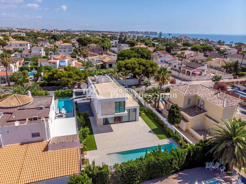 4 bedroom Villa for sale