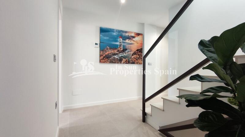 3 bedroom Townhouse for sale