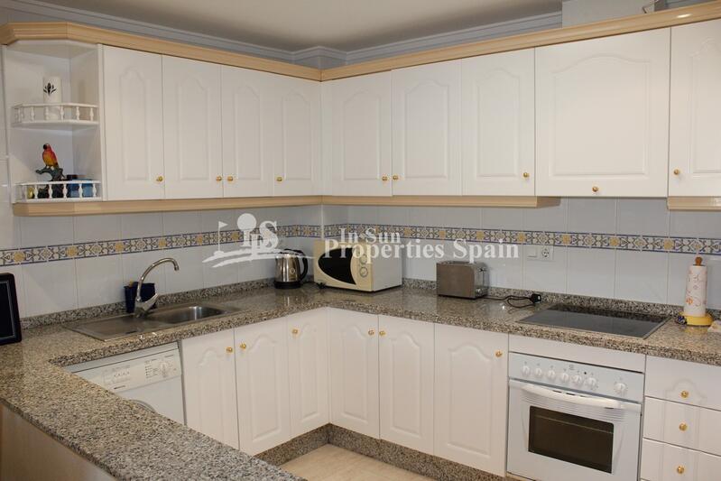 3 bedroom Townhouse for sale