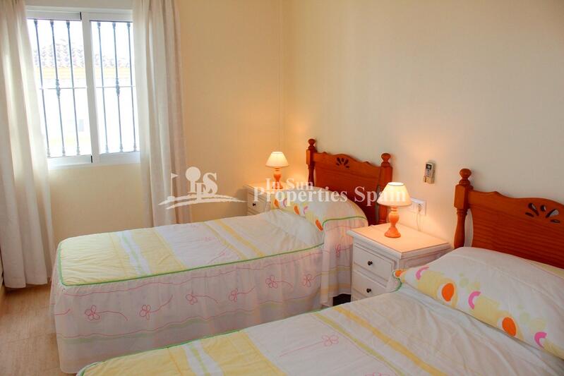 3 bedroom Townhouse for sale