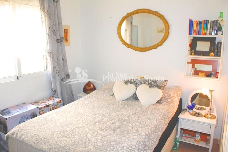 2 bedroom Townhouse for sale